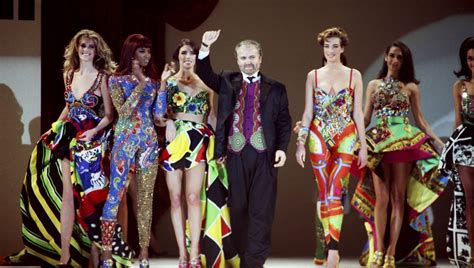 aggettivi di versace|gianni versace stile.